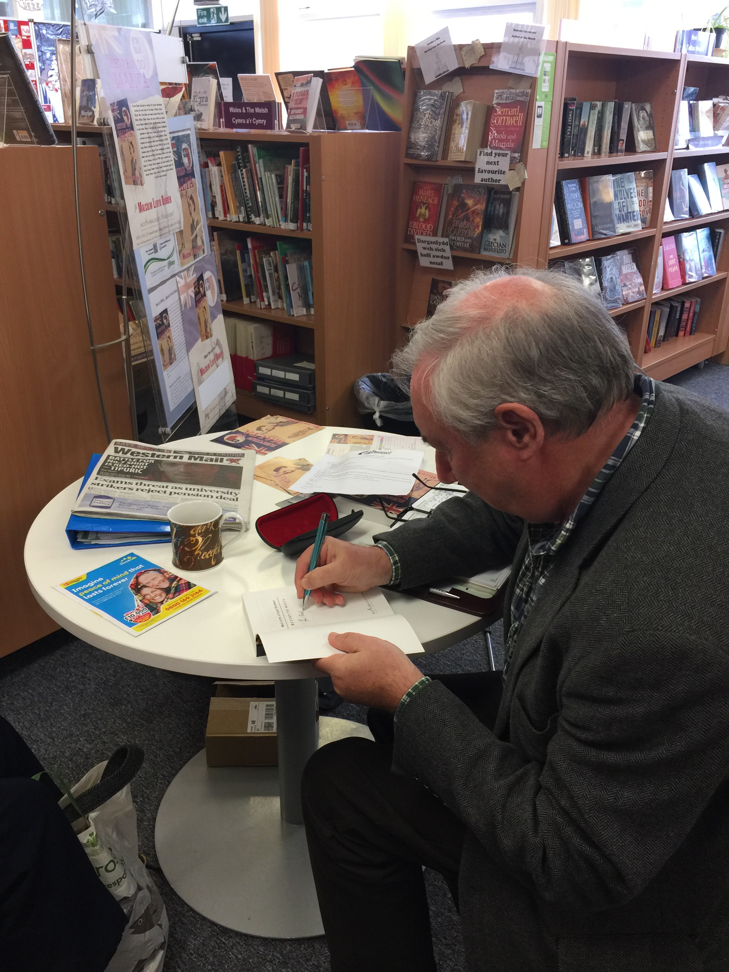 Malcolm Lloyd Dubber visited the Bedwas Library for a Book Signing