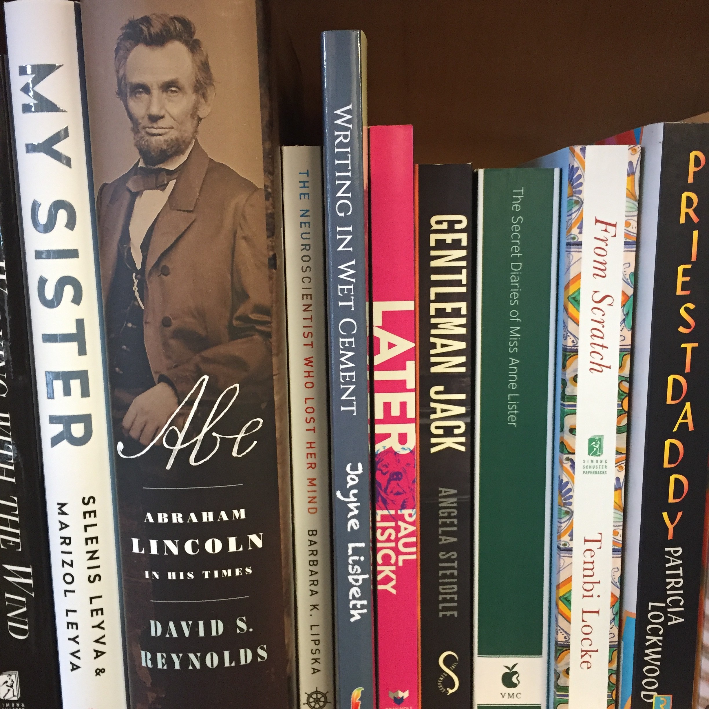 Author Jayne Lisbeth's Memoir Gets Stocked by Yankee Bookshop!